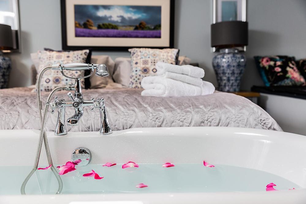 Court House Manor Luxury B&B Painswick Room photo